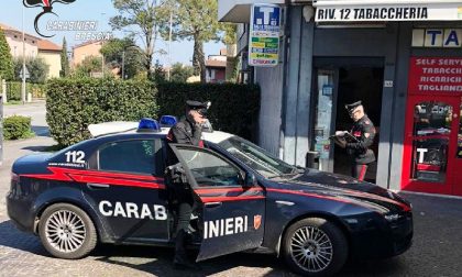 Rapina in tabaccheria a Desenzano, 24enne in manette