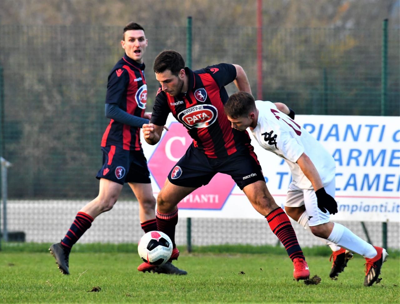 Il calcio si ferma completamente fino al 3 aprile causa Coronavirus