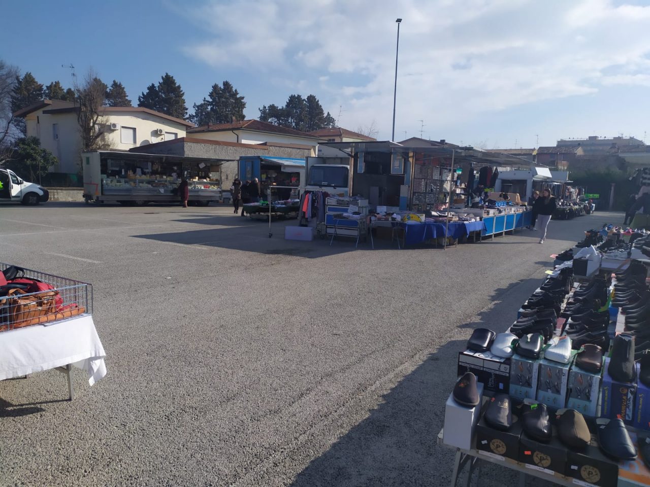 Il Coronavirus ferma anche il mercato di Manerbio