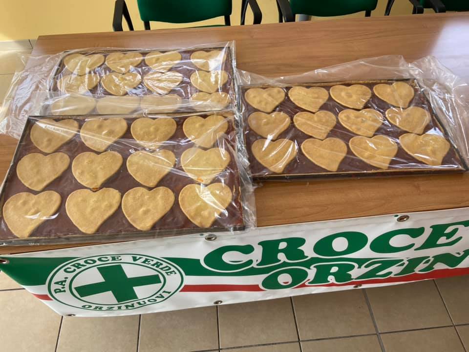 Maxi crostate per dire “grazie” ai volontari della Croce Verde di Orzinuovi