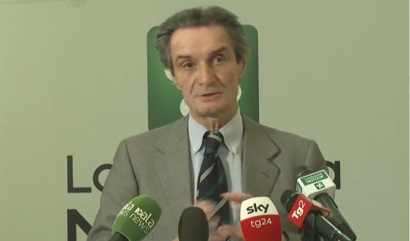 Secondo giorno della Lombardia in zona gialla, Fontana: «Prudenza e senso di responsabilità»