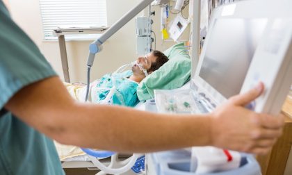 Continua a scendere la pressione sugli ospedali: in dieci giorni mille ricoverati in meno