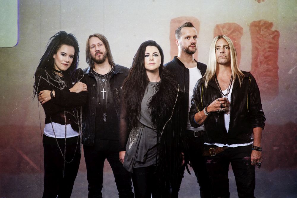 Evanescence – Il ritorno della band con un video girato in quaratena con i cellulari