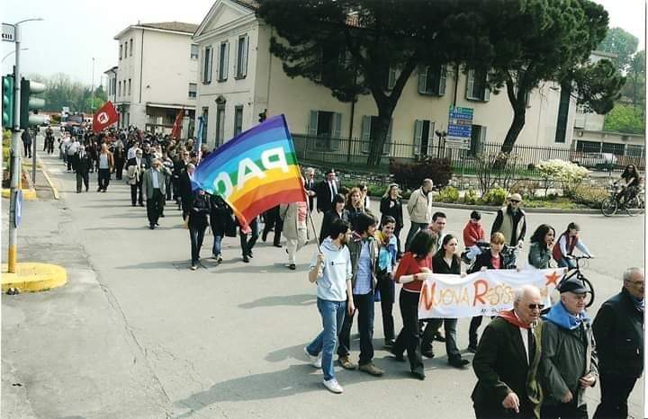 Flash mob alternativo per il 25 Aprile: “Cantiamo Bella Ciao dalla finestra”