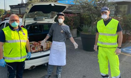 Pizze in dono a Polizia, volontari e personale dell’ospedale di Iseo