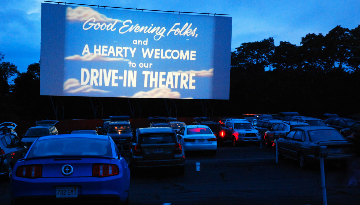 Cinema e Covid: per la ripartenza si punta sul drive-in