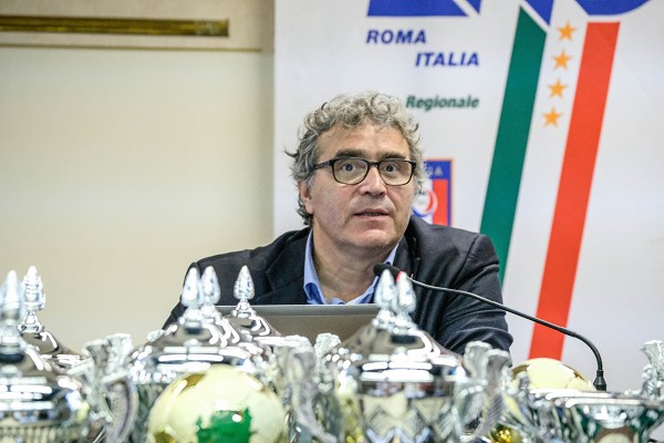 I campionati di calcio dilettantistici rischiano lo slittamento