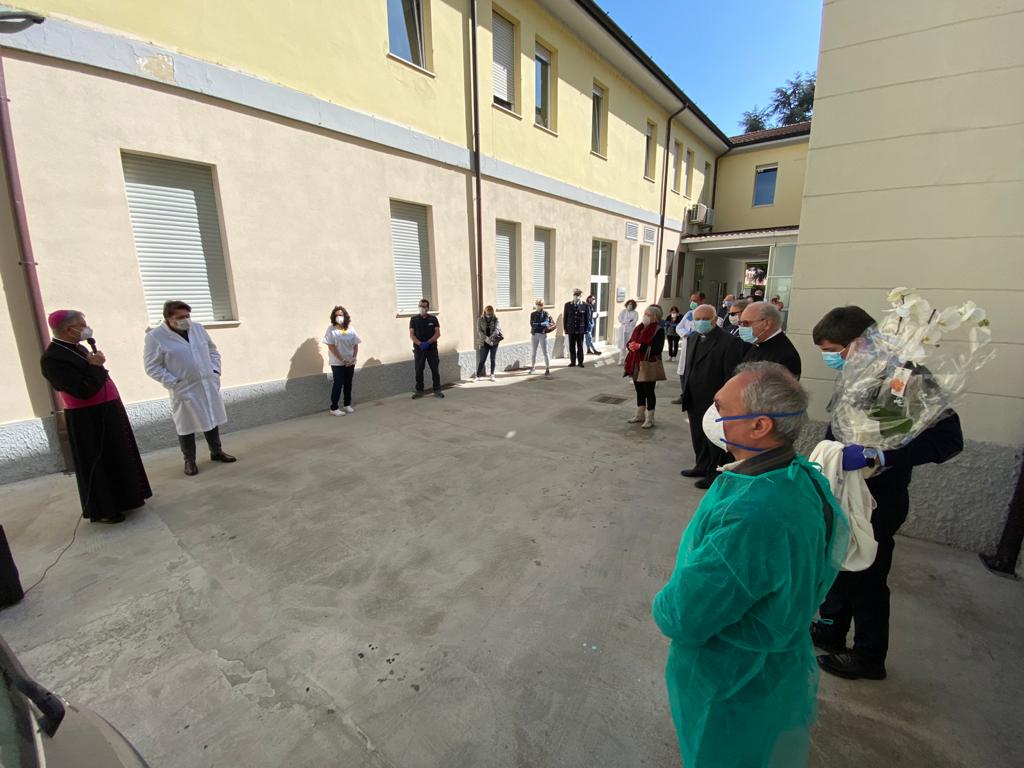 Il vescovo in visita all’Ats di Orzinuovi