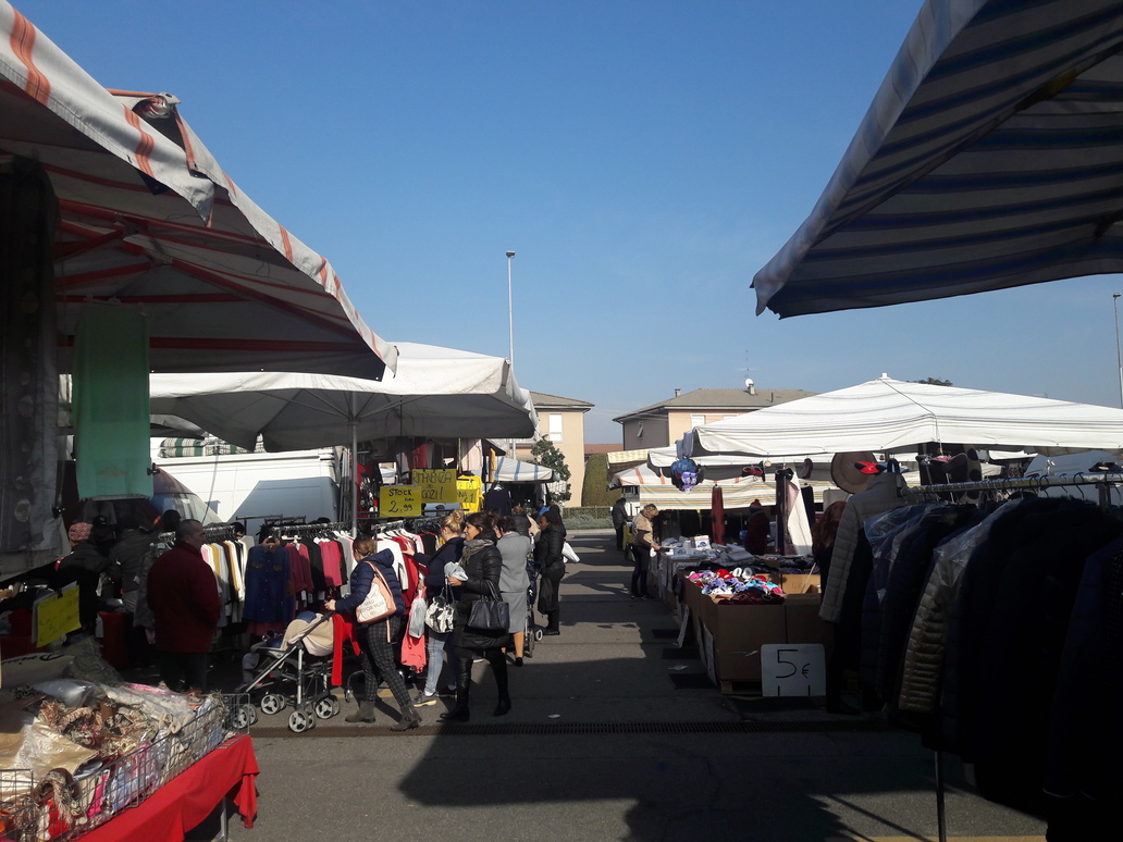 Riapre il mercato di Palazzolo: solo per il settore alimentare