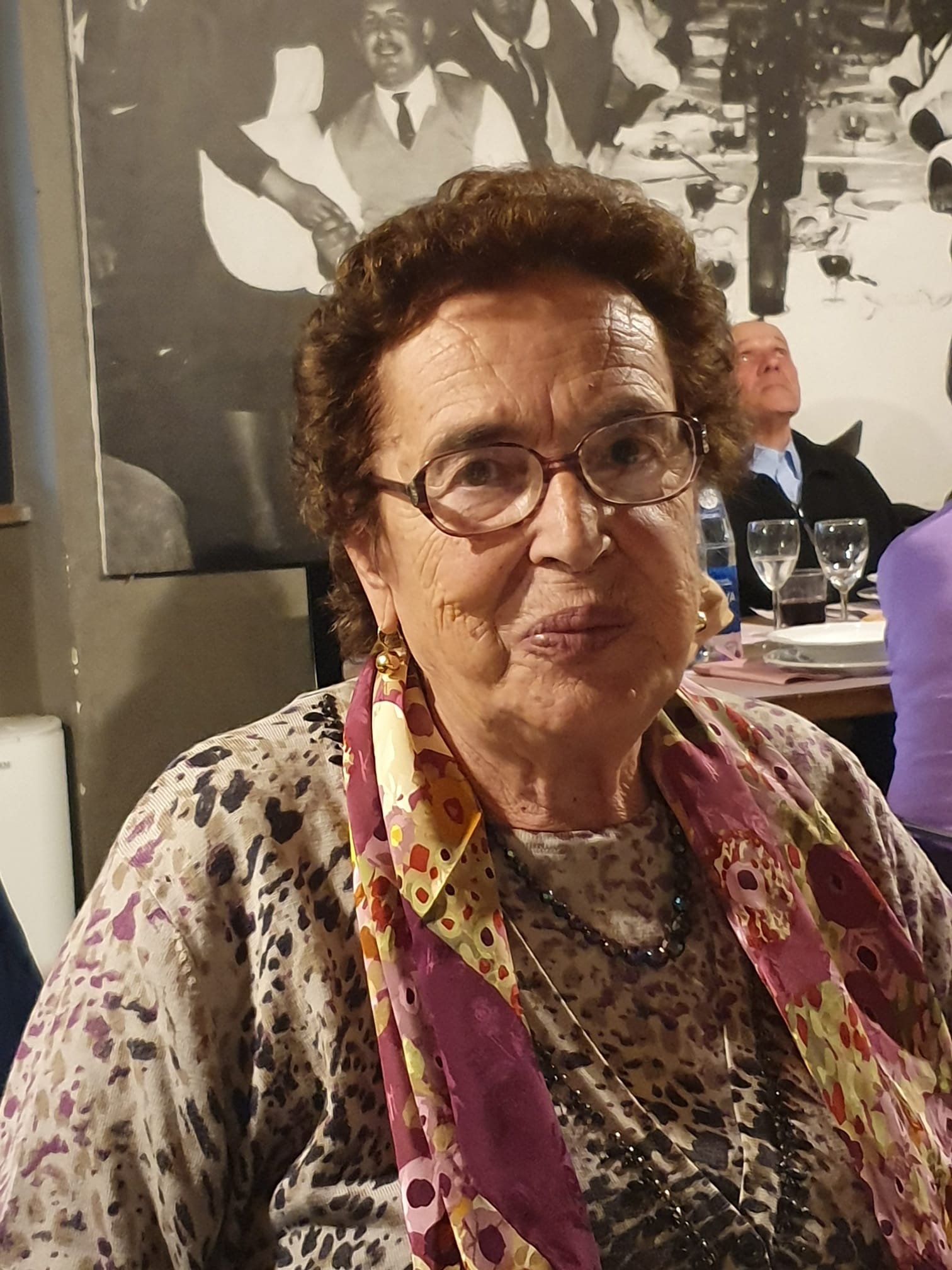 A Rosa Migliorati Auguri dalla tua grande famiglia che ti ama un sacco. Lidia Rebuschi di Leno