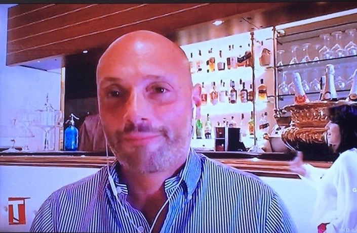 Andrea Maggioni, gestore di uno storico bar di Salò a Tagadà su La 7