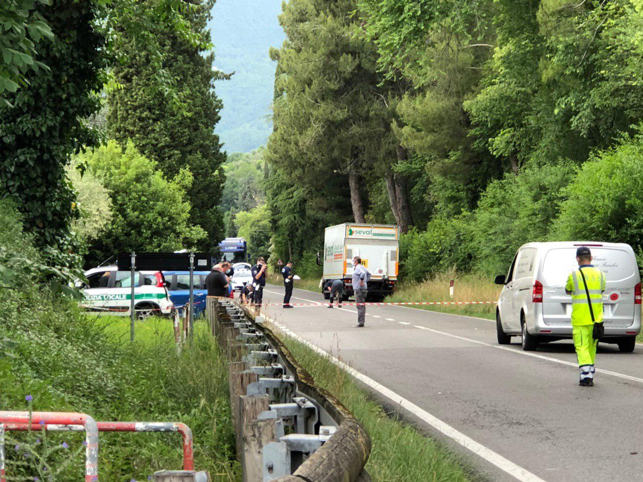 Ciclista perde la vita a Salò lungo la ss45bis all’altezza di via dei Colli