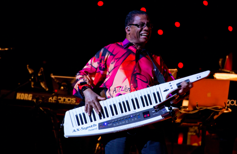 Sospeso il concerto di Herbie Hancock per Tener-a-mente Festival