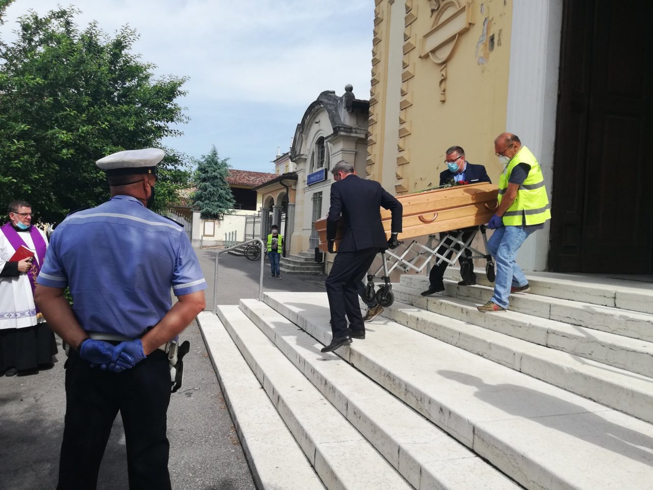 “Fai buon viaggio Susy”, l’ultimo saluto di Milzano