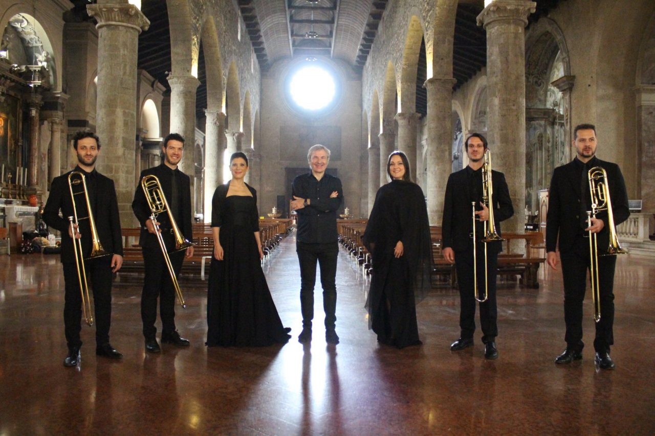 Omaggio alle vittime della strage di Piazza Loggia