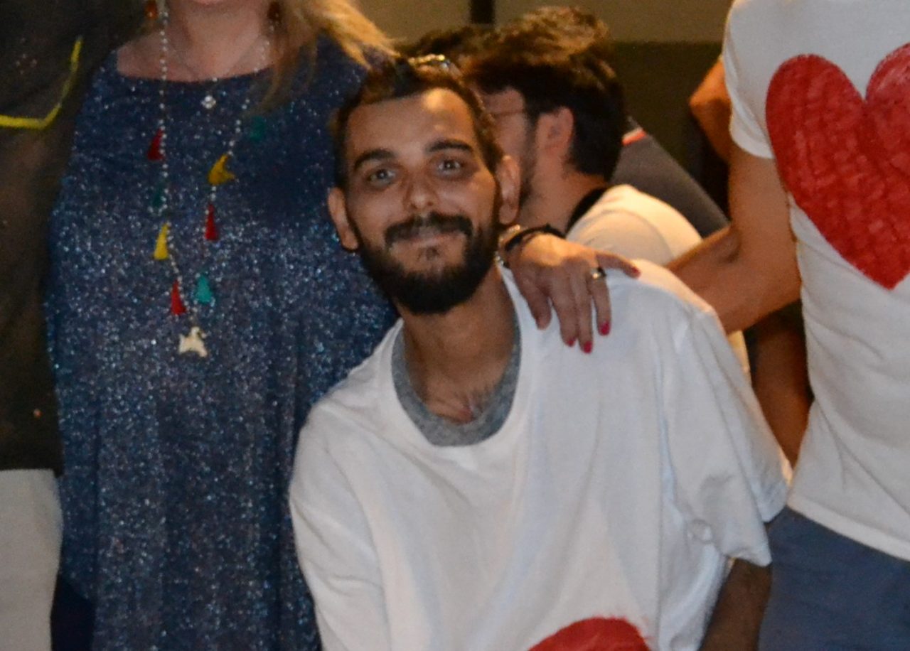 Comunità distrutta dal dolore per Simone: a soli 30 anni lascia due figli piccoli