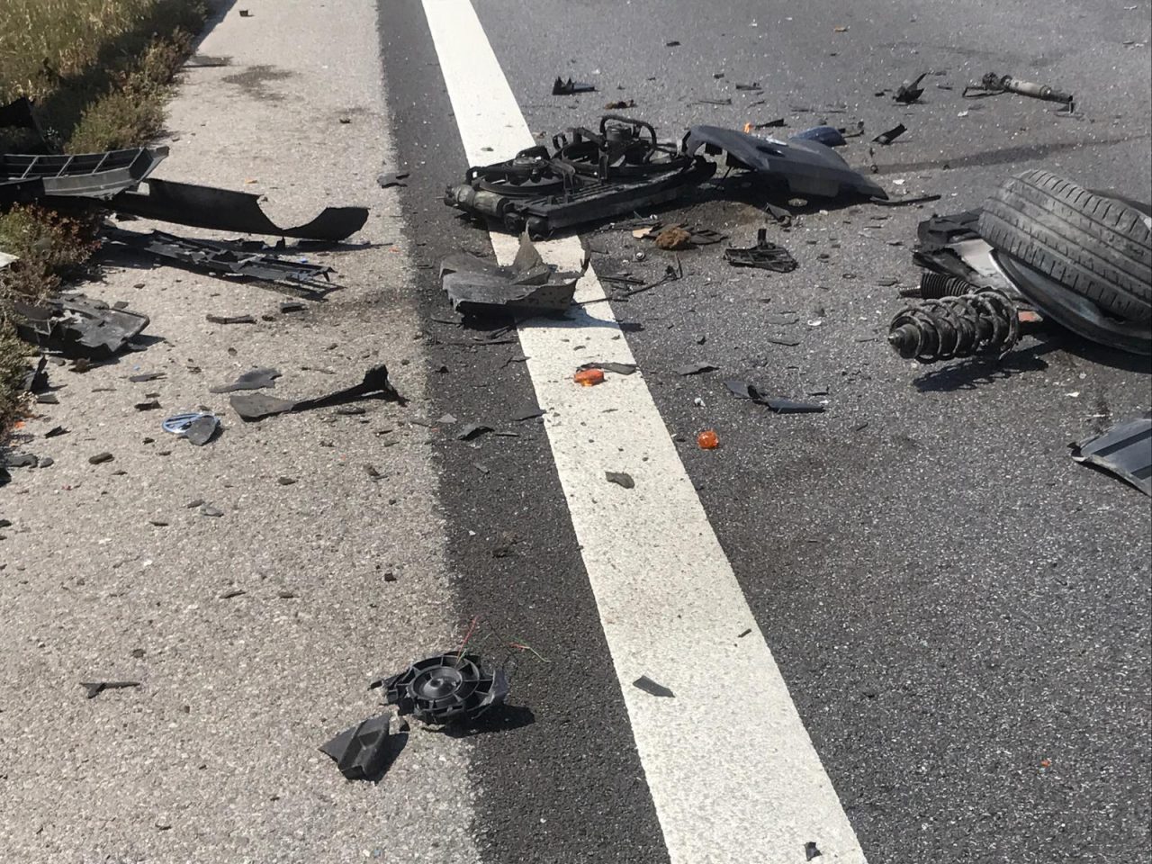 Incidente tra pullman e auto, tangenziale Sud bloccata e chiusa