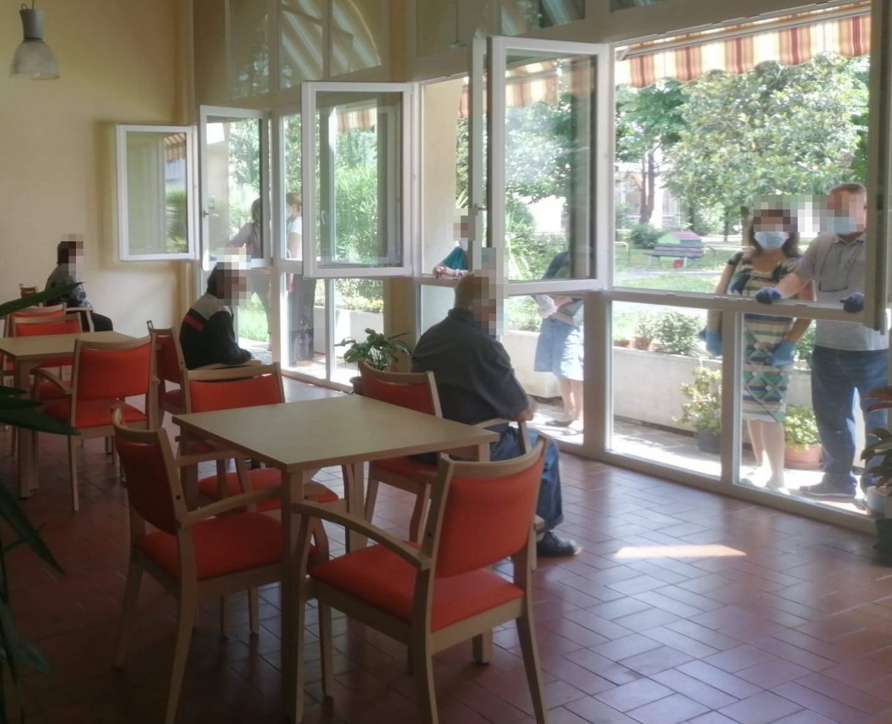 Alla Rsa di Chiari c’è “La finestra di fronte”