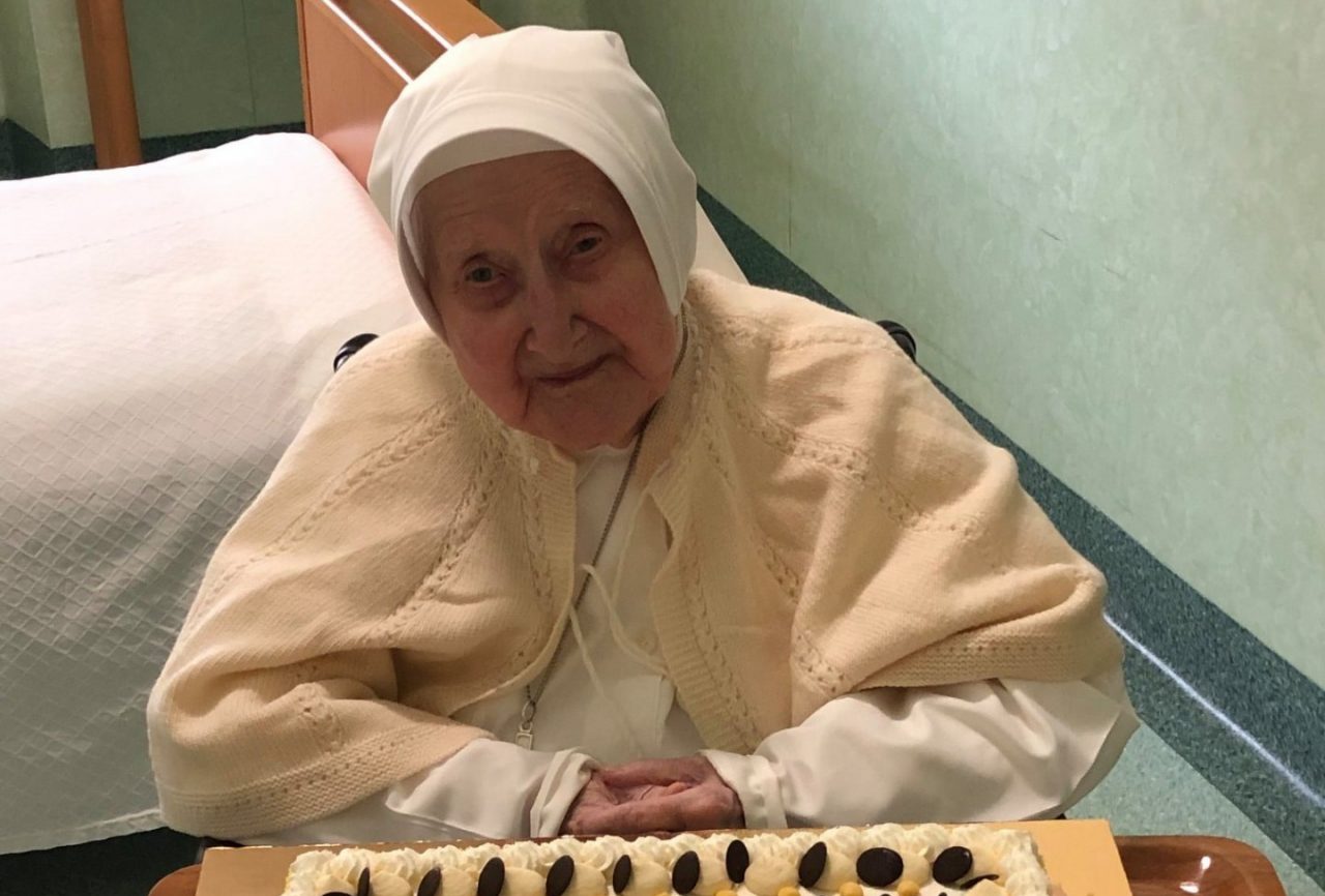 Cento candeline per suor Giovanna Rotelli