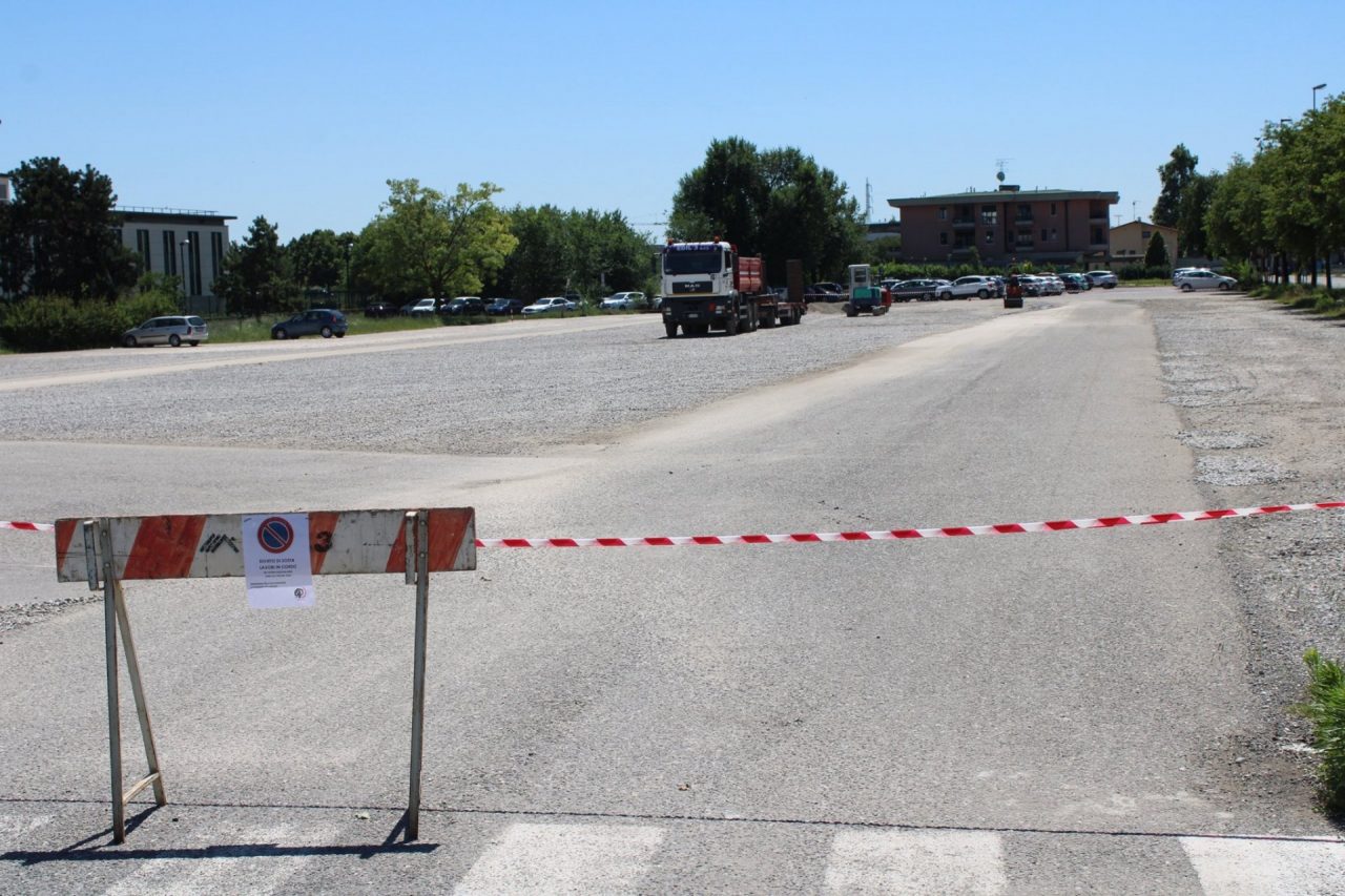 Parcheggio Ospedale, piccola rimessa a norma ma i lavori risolutivi appaiono lontani