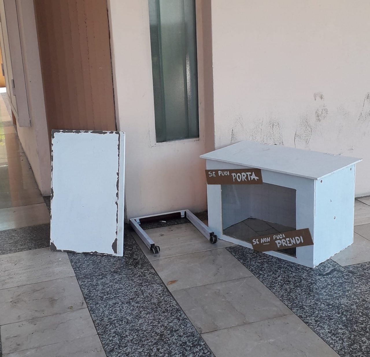 Coronavirus: a Castegnato distrutta la “scatola della solidarietà”