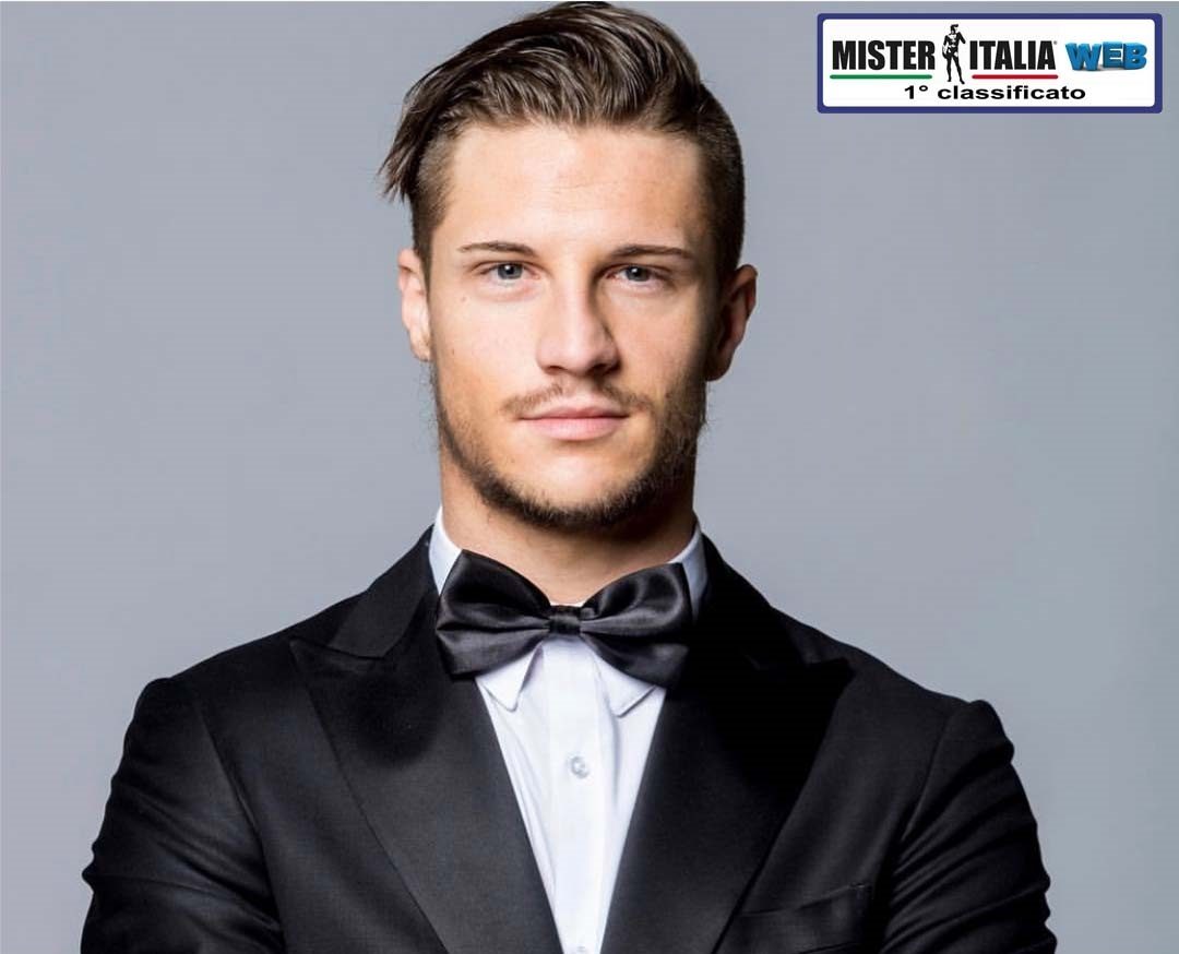 Bresciano diventa “Mister Italia” mentre è positivo al Covid-19