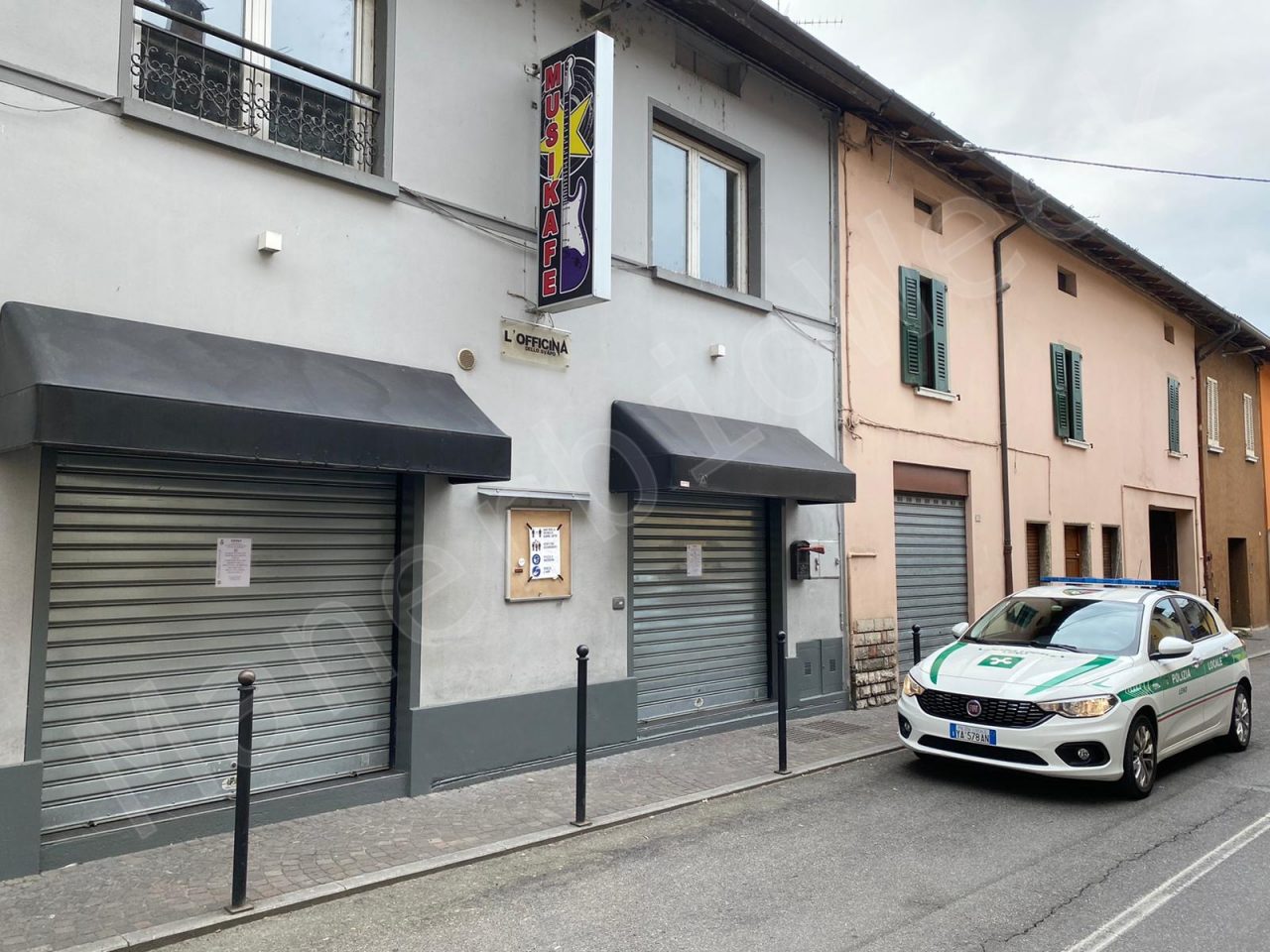 Musik cafe, altri cinque giorni con le serrande abbassate