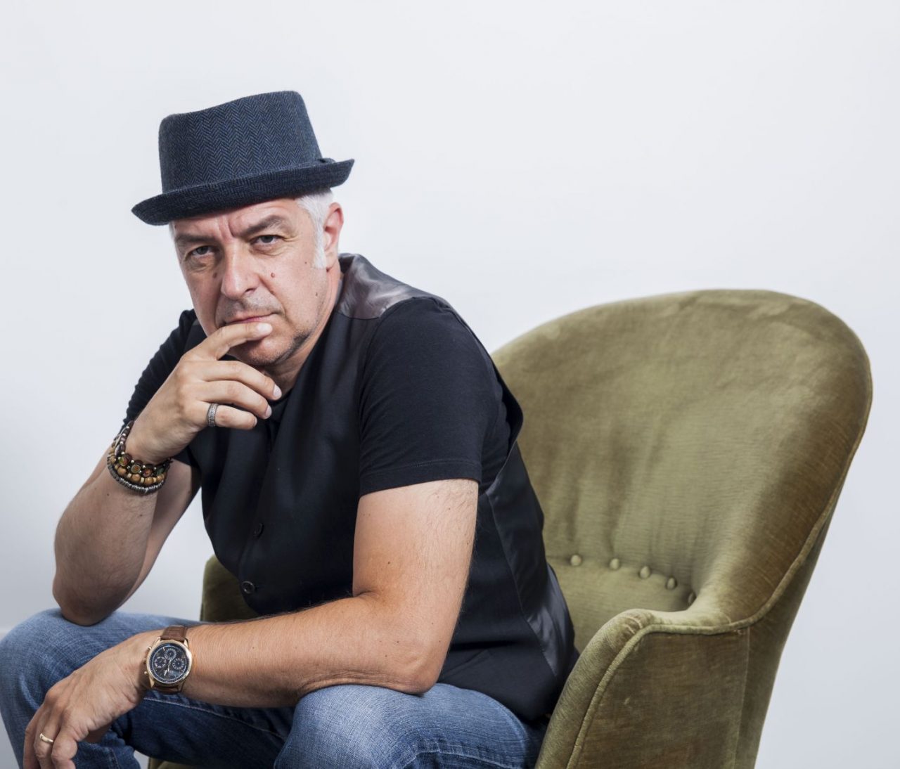 “Grazie Ragazzi” è il nuovo singolo di Davide Van De Sfroos