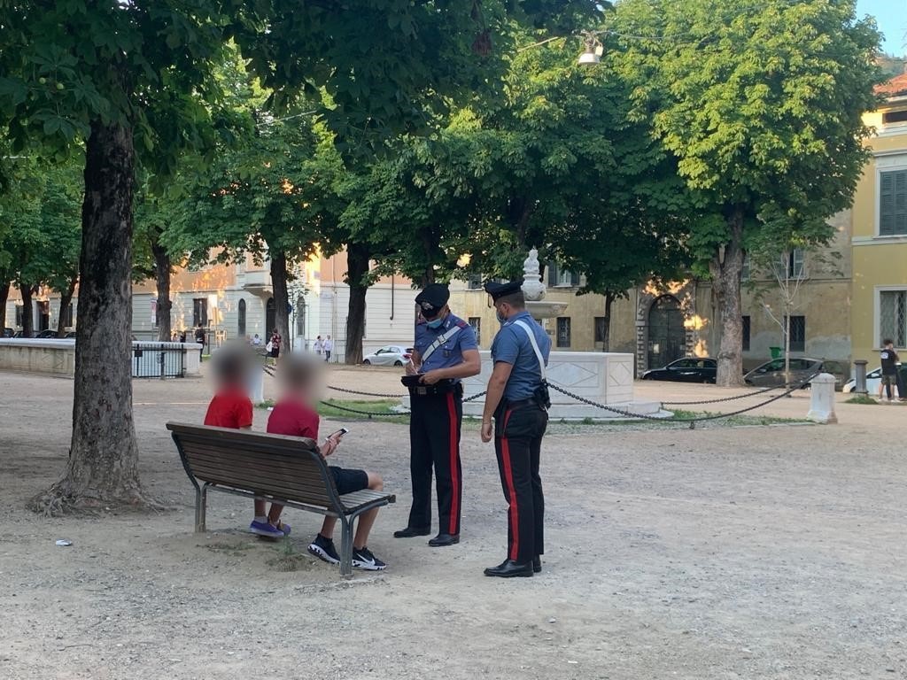 Due minorenni arrestati per rapina nei confronti di un coetaneo