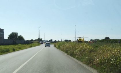 Scontro tra auto e motorino: non ce l’ha fatta l’anziano di Cigole