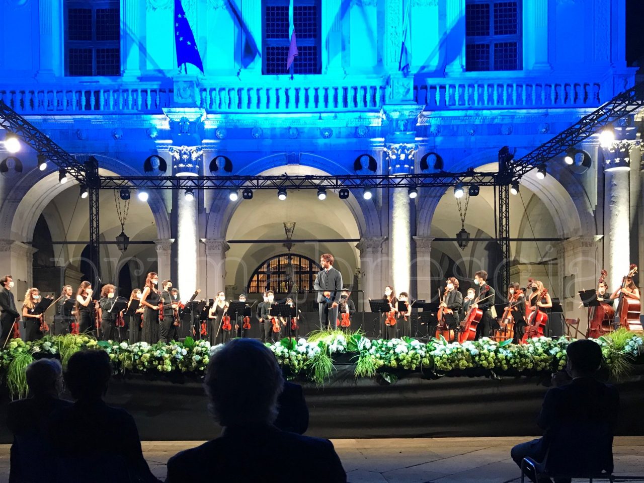 Brescia concerto del coraggio e della dedizione