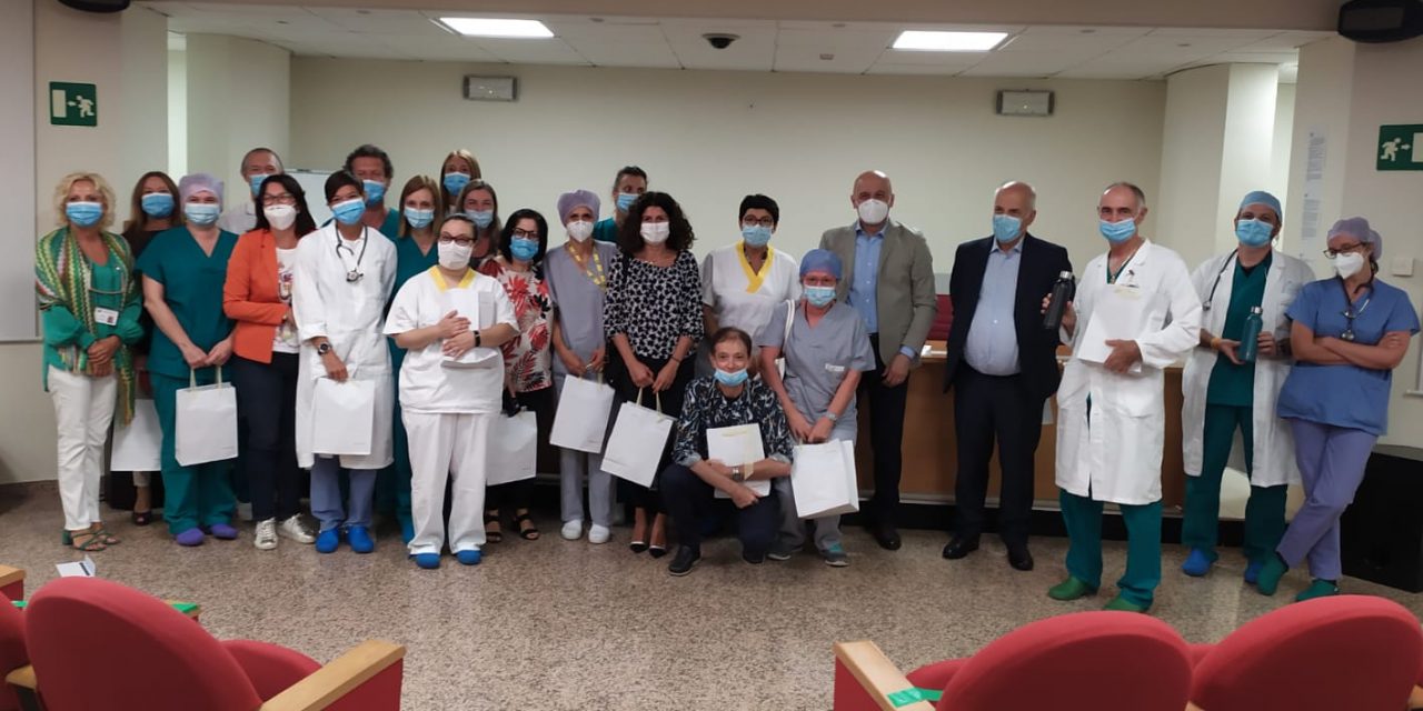 Dalla Bugatti bottiglie “solidali” per medici e infermieri dell’ospedale di Manerbio