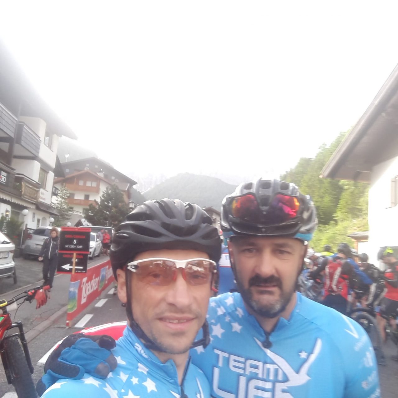 Su e giù dal Monte Guglielmo per la prevenzione dei tumori