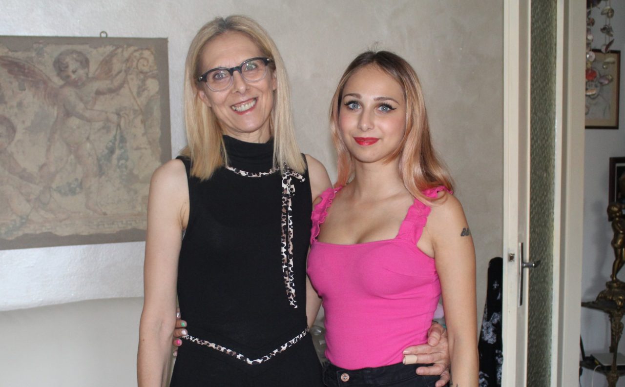 Il coraggio di una mamma: dona un rene per salvare la figlia