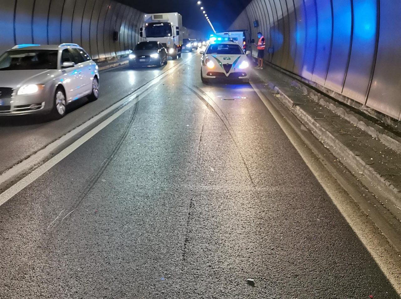 Incidente in galleria a Iseo: traffico bloccato per un’ora questa mattina in sp510