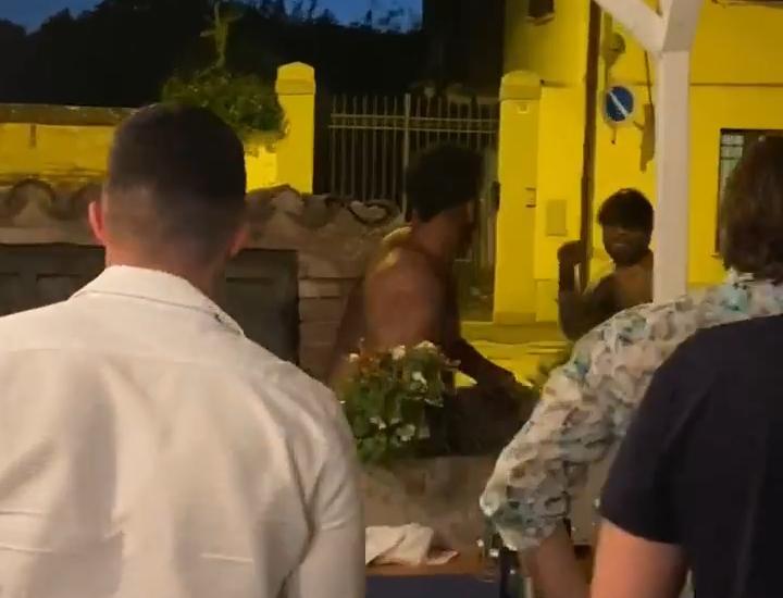 Bagnolo Mella, la rissa dalla strada arriva fino al ristorante IL VIDEO