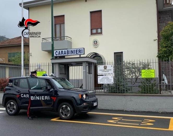 Ospite di una comunità di accoglienza lancia una molotov in strada: arrestato