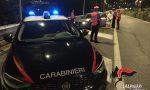 Cerca di investire un Carabiniere, che spara: ferito e arrestato