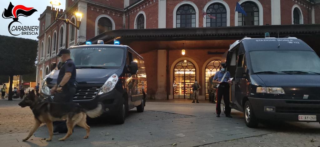 Troppo caos in stazione, il sindaco vieta la vendita di bevande alcoliche