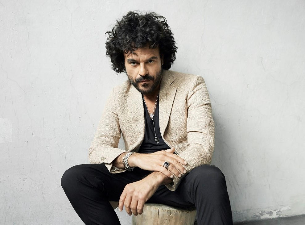 Francesco Renga annuncia il nuovo tour teatrale