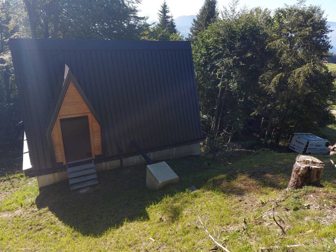 Accensione cabine idroelettriche a Magasa realizzate da Garda Uno