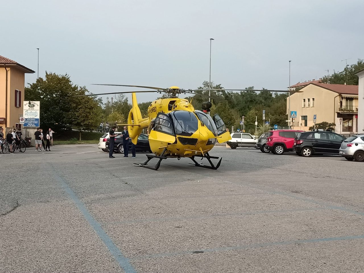 Elisoccorso in piazza a Palazzolo per soccorrere una bimba di 7 mesi