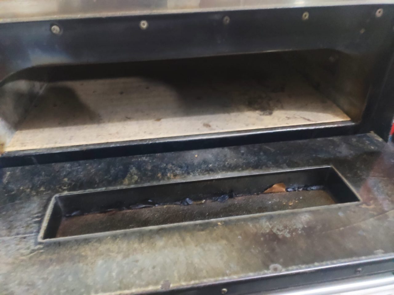 Alcol ai minori e locale sporco: maxi sanzione per un artigiano di Cologne