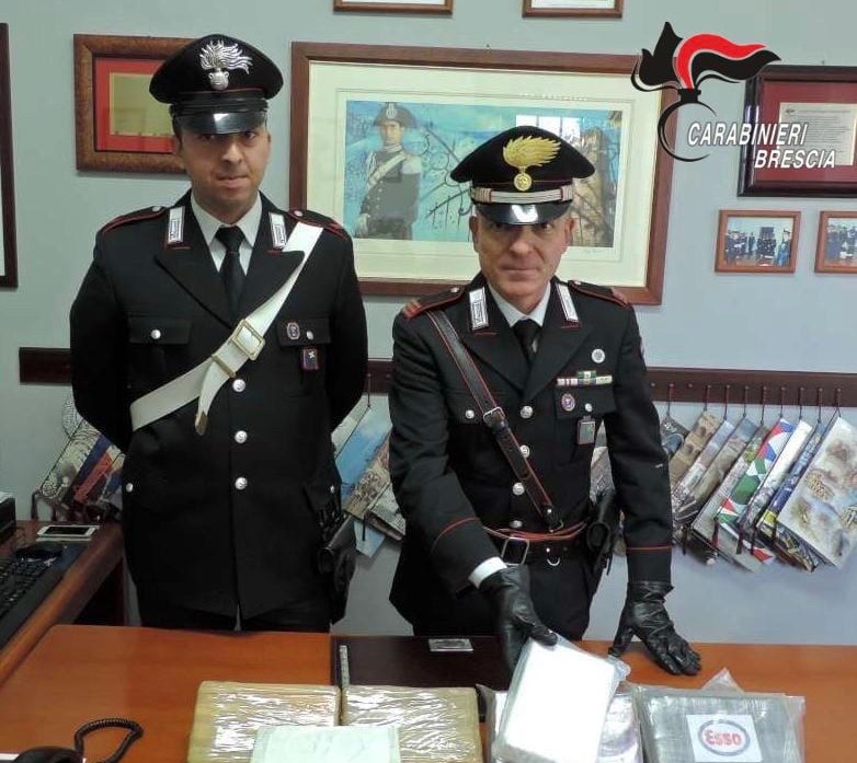 Traffico internazionale di cocaina: tredici arresti e 15 chili di droga sequestrati