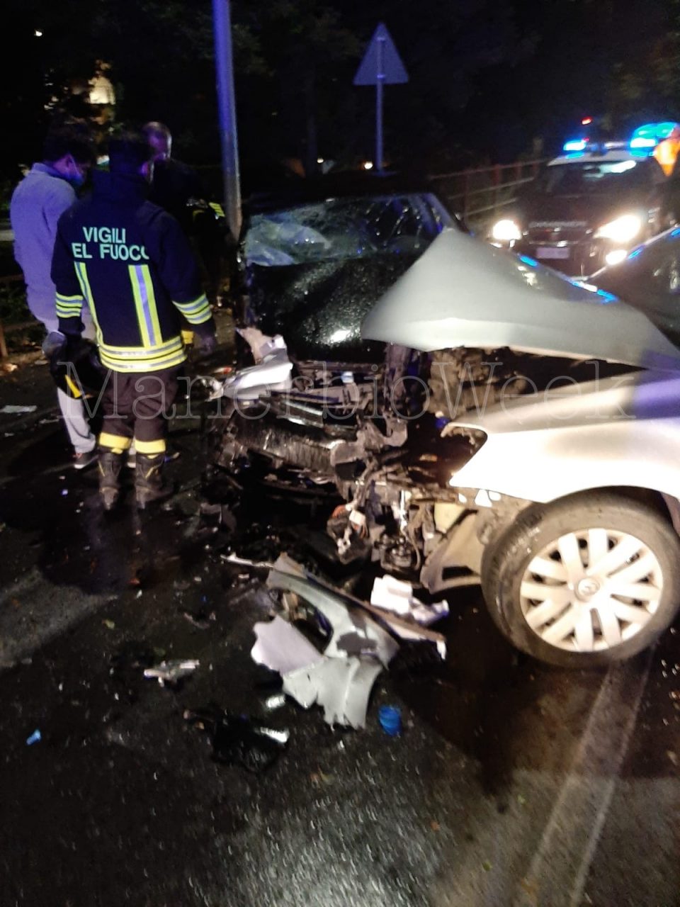 Frontale a Manerbio, sei giovani coinvolti SIRENE DI NOTTE