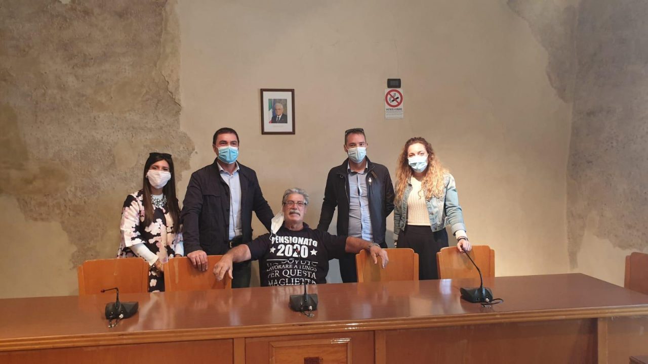 Ivo Mei va in pensione dopo 36 anni in Comune a Pontoglio