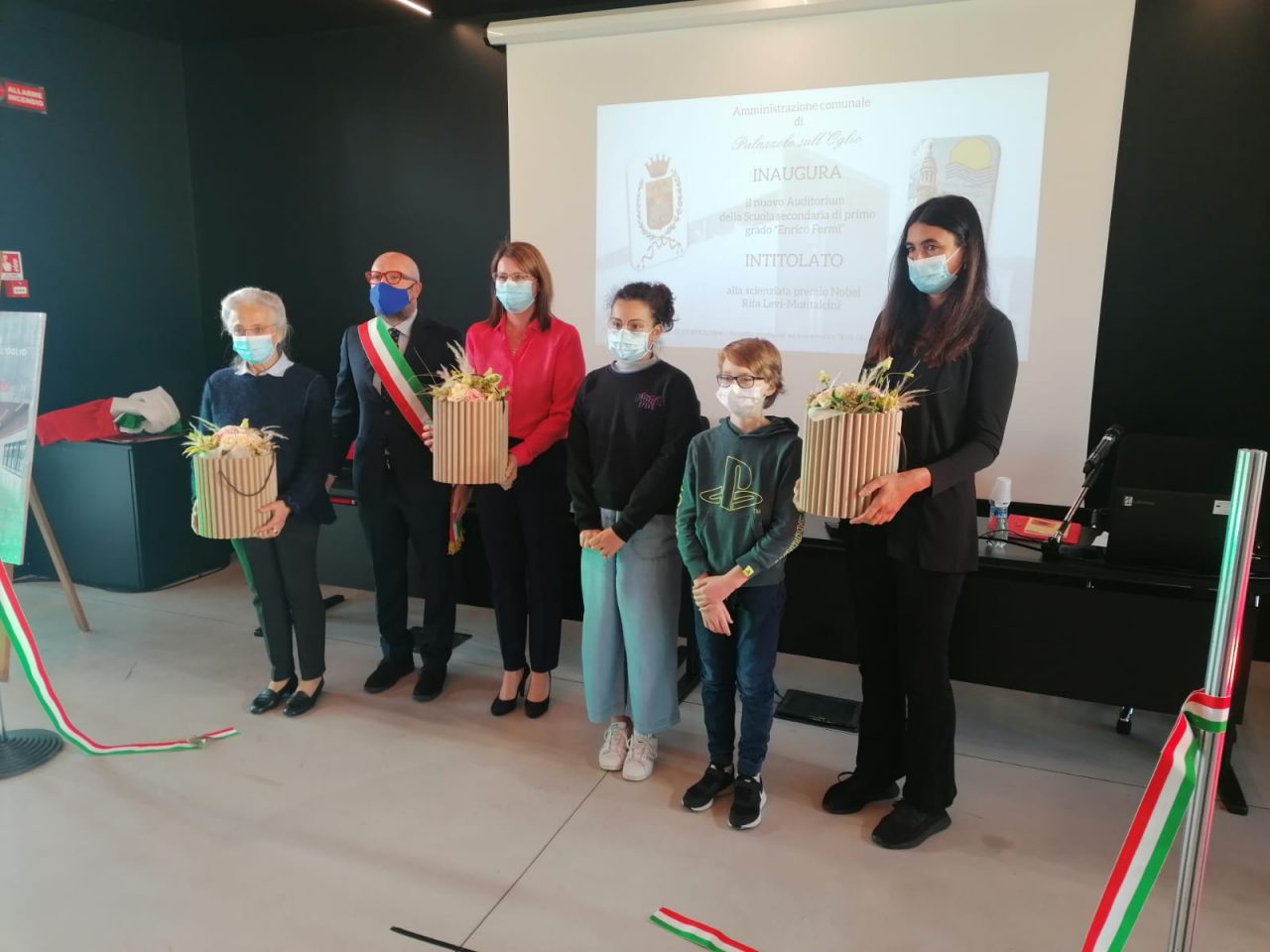 Palazzolo sull’Oglio, taglio del nastro per il nuovo auditorium della scuola LE FOTO