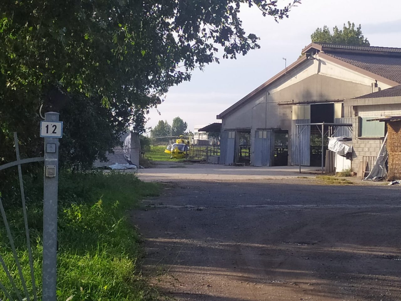 Malore in cascina a Dello, muore un uomo di 38 anni