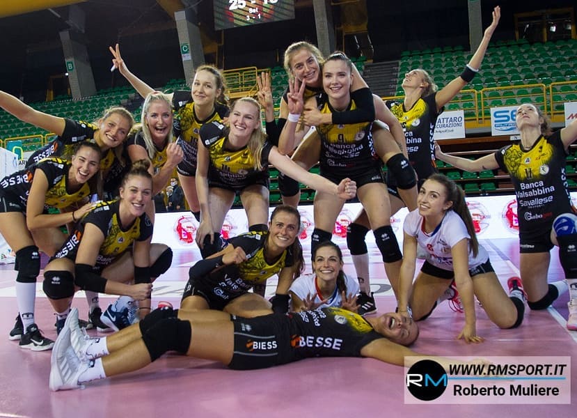 «Scrivi una letterina, te lo dicono le Leonesse»