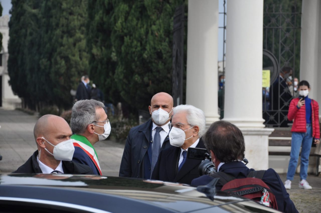 Il Presidente Mattarella a Castegnato in omaggio alle vittime del Covid LE FOTO